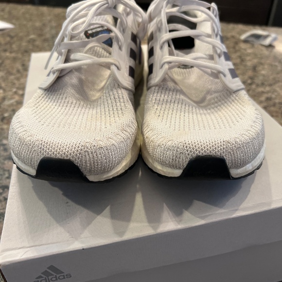 Adidas Ultraboost - Picture 5 of 5